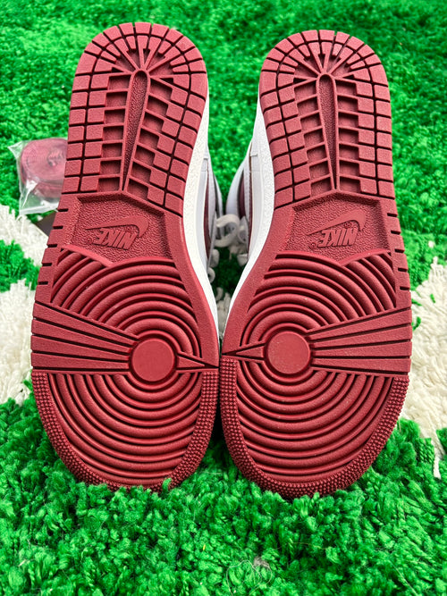 Air Jordan 1 high 85 Metallic Burgundy