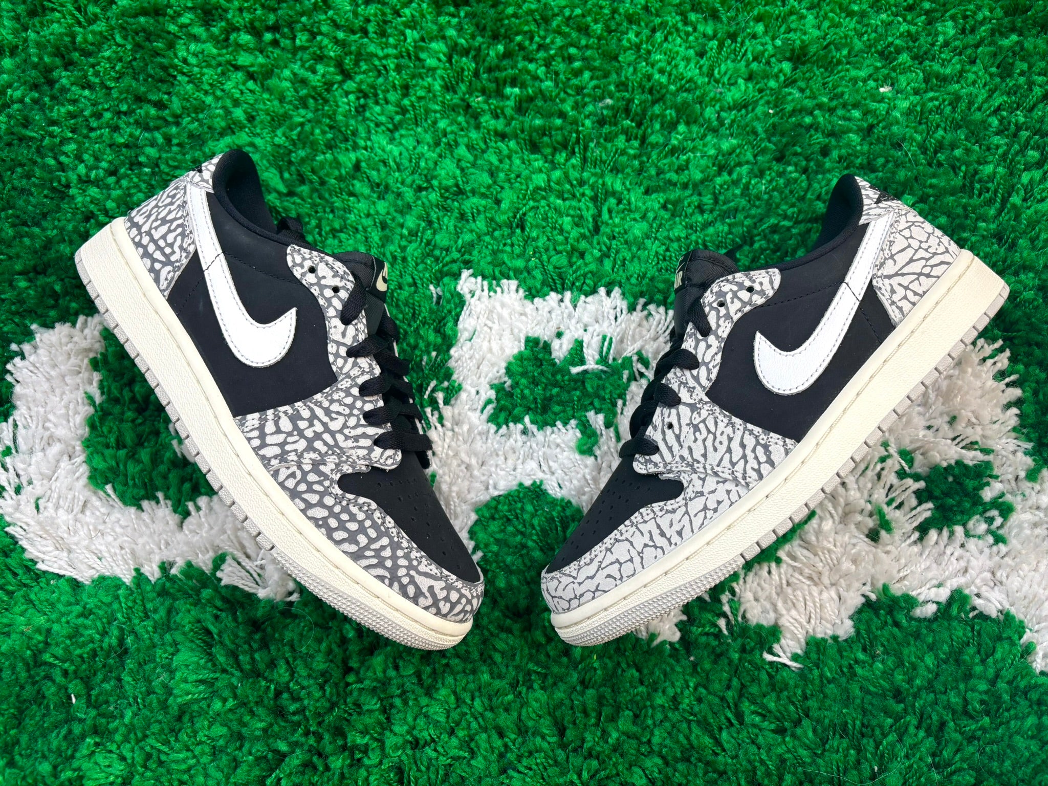 Air Jordan 1 Low Og Black Cement