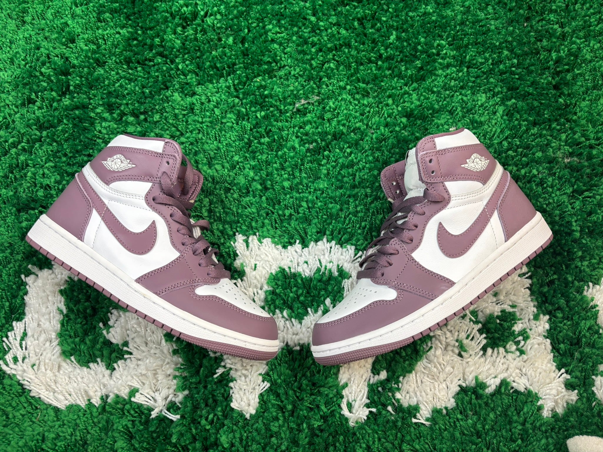 Air Jordan 1 High Mauve