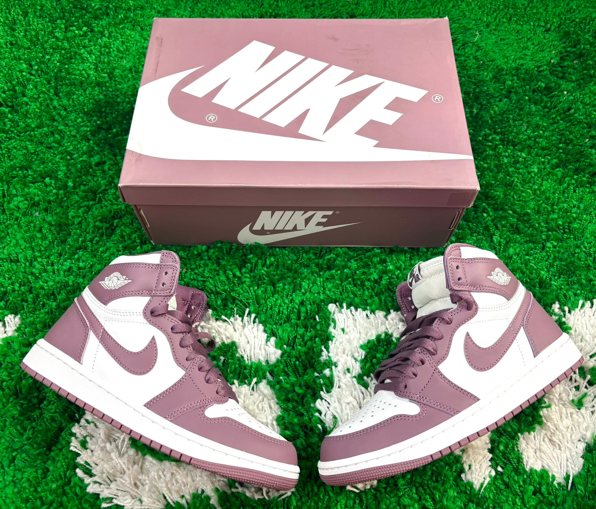 Air Jordan 1 High Mauve