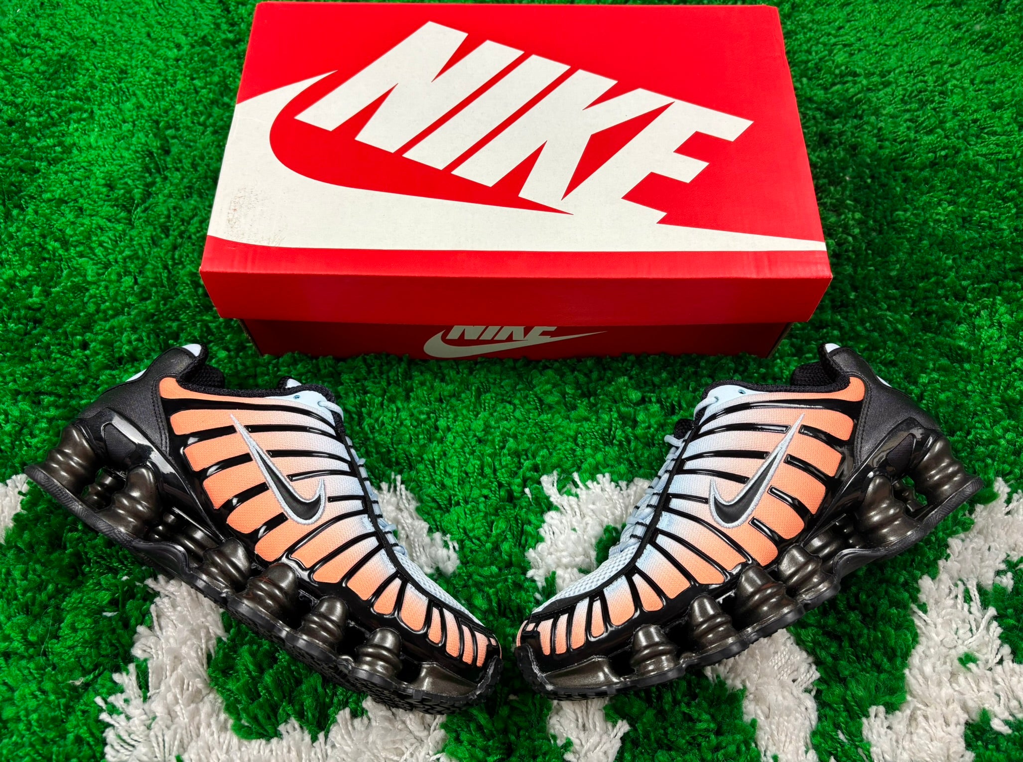 Nike Shox TL Total Orange (Women‘s)