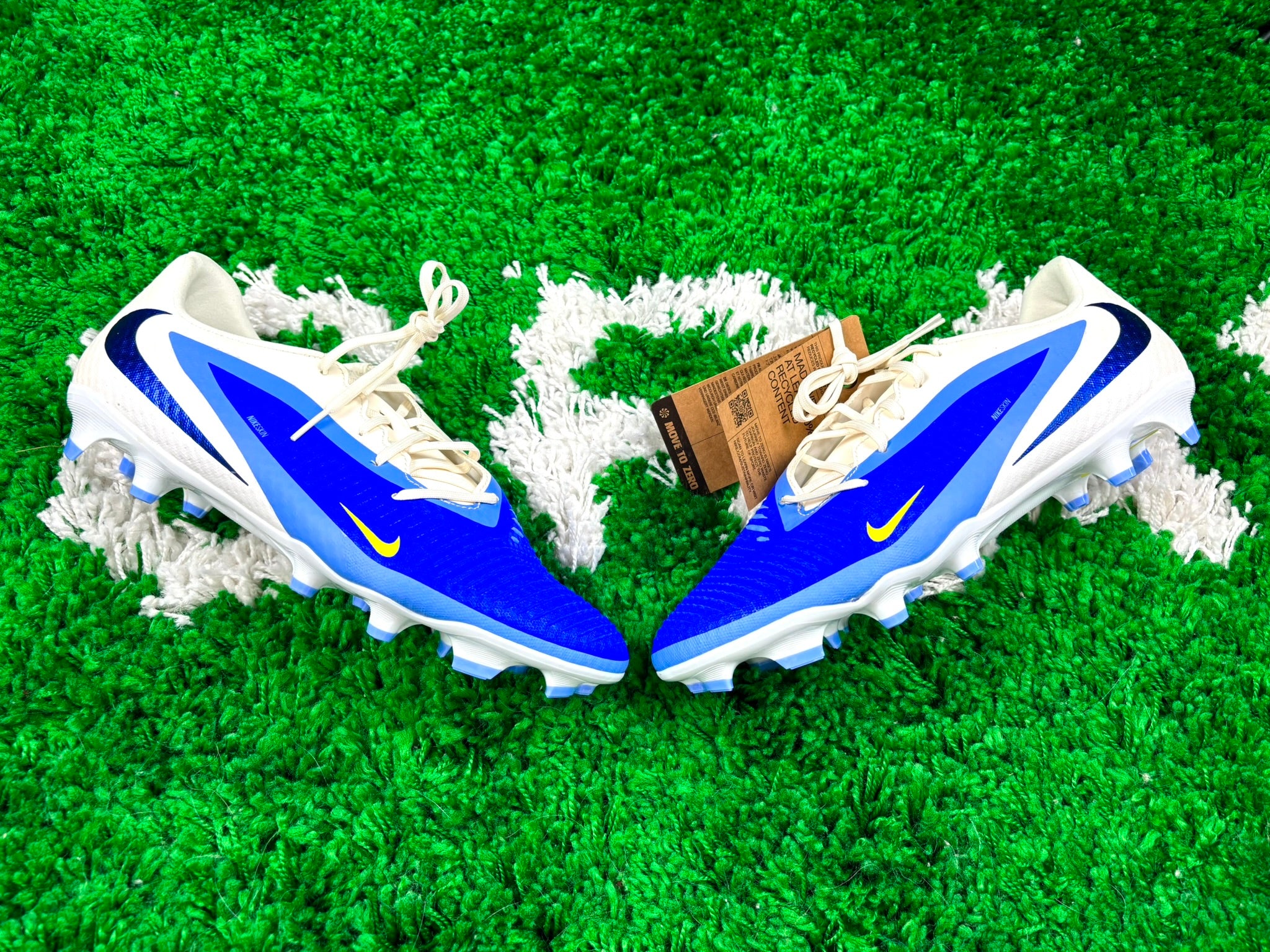 Nike Phantom 6 Low Academy FG/MG Fear Nothing Pack