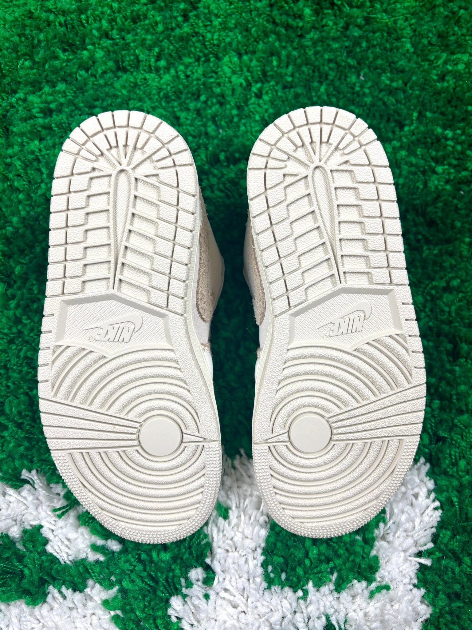 Air Jordan 1 Low Cozy Girl (Women's)