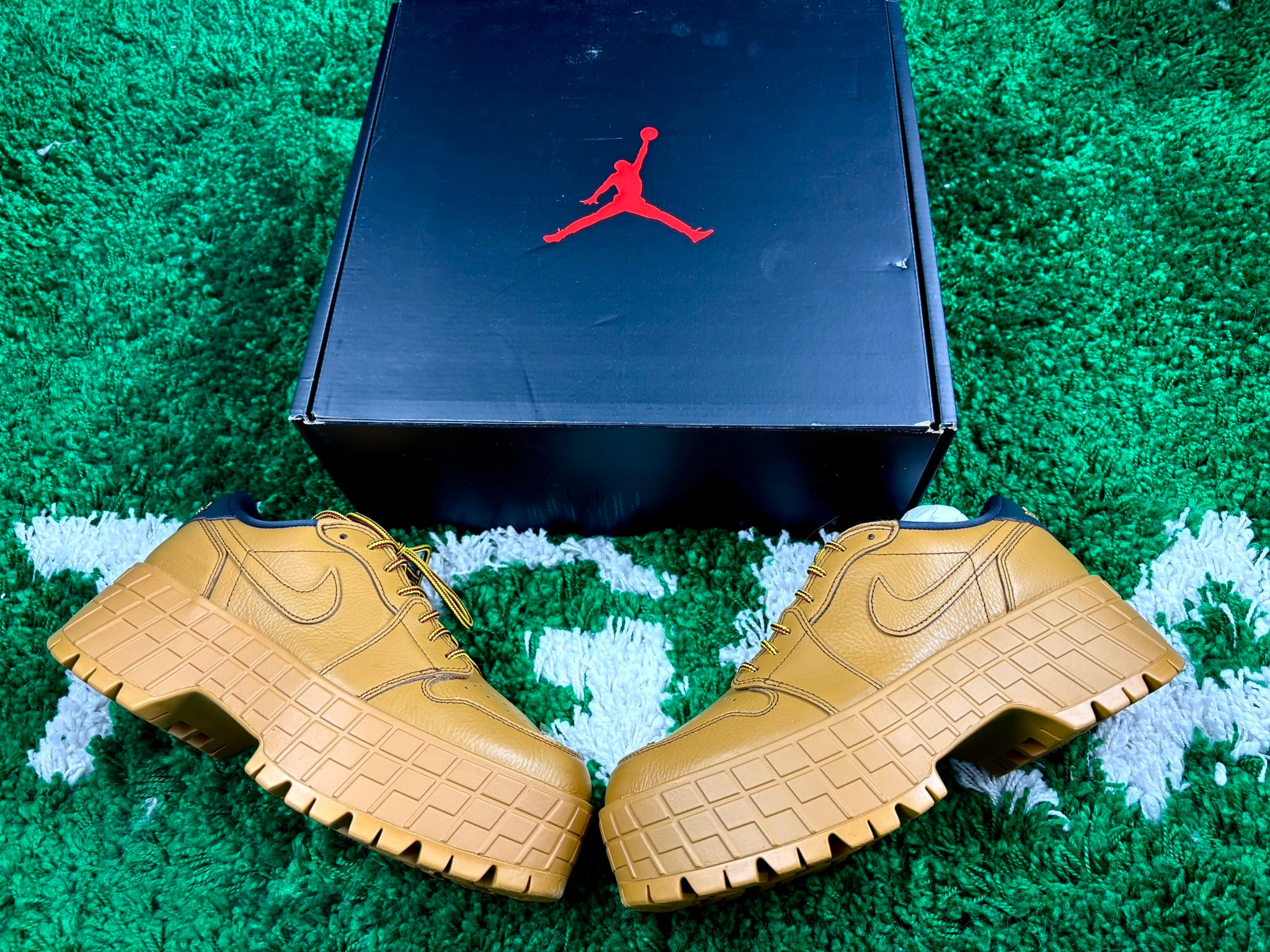 Air Jordan 1 Low Brooklyn Wheat (Women's)