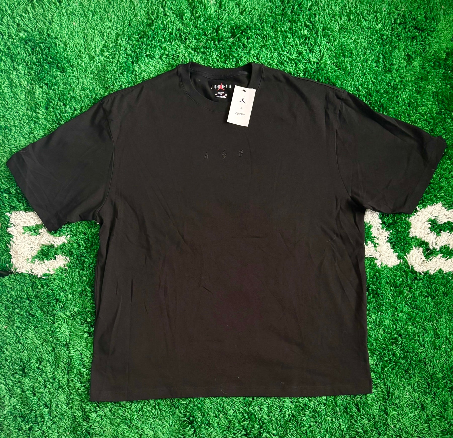 Nike Jordan Solid Short Sleeve T-Shirt x J.Balvin