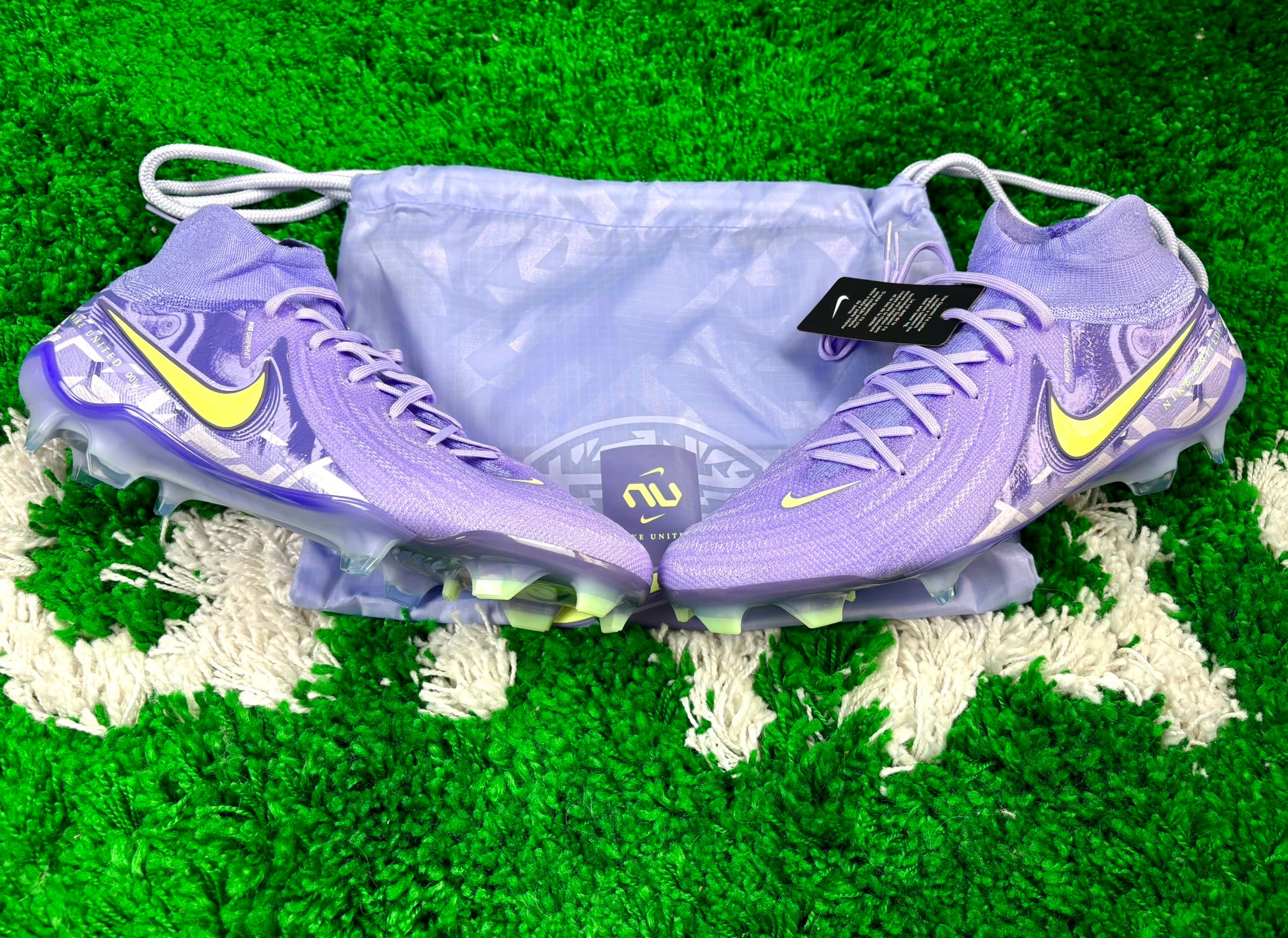 Nike Phantom Luna 2 Elite FG United Pack