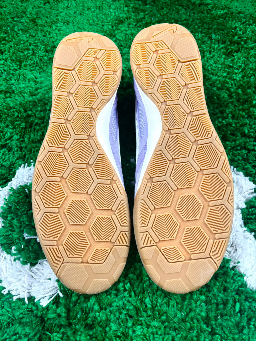 Nike Gato Hydrangeas