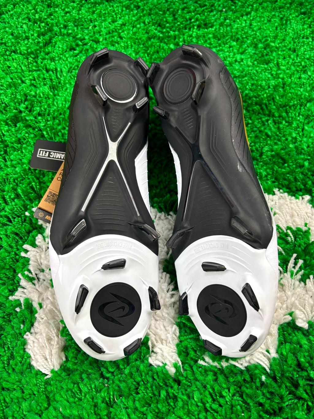 Nike Phantom Luna II 2 FG Academy MG